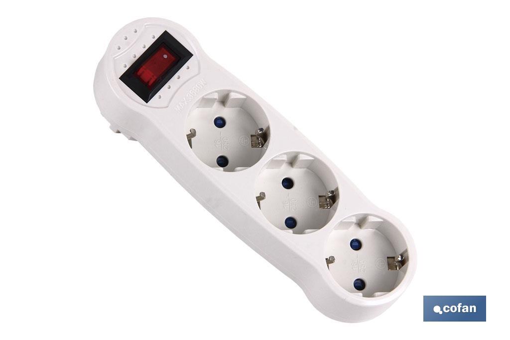ADAPTADOR 3 VIAS FRONTAL SCHUKO CON INTERRUPTOR (3.500w)