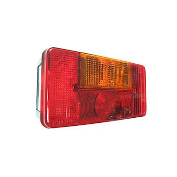 PILOTO TRASERO DERECHO CON LUZ DE MATRICULA Y DE NIEBLA